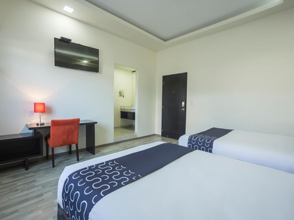 Smart Hotel 몬테레이 외부 사진